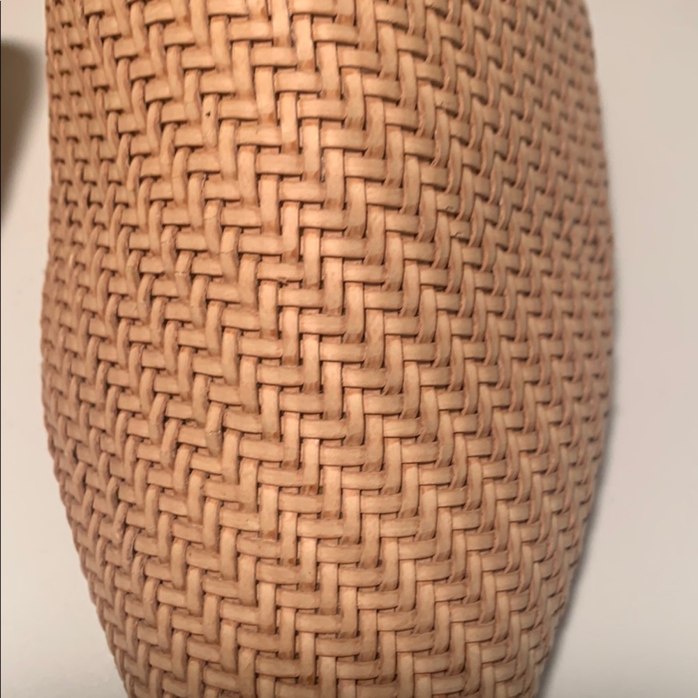 Classic Lucky Brand Bradell Woven Mules 7.5 - Picture 3 of 8
